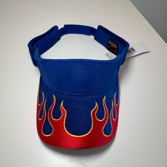 Y2K Flame Adjustable Visor - Picture 6 of 6